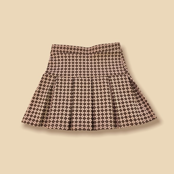 NWOT Tillys Brown Pleated Argyle Mini Skirt - Picture 2 of 5